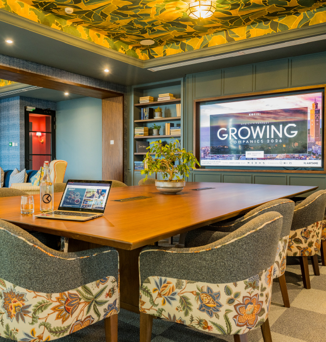 Knowledge Room-100 (1)